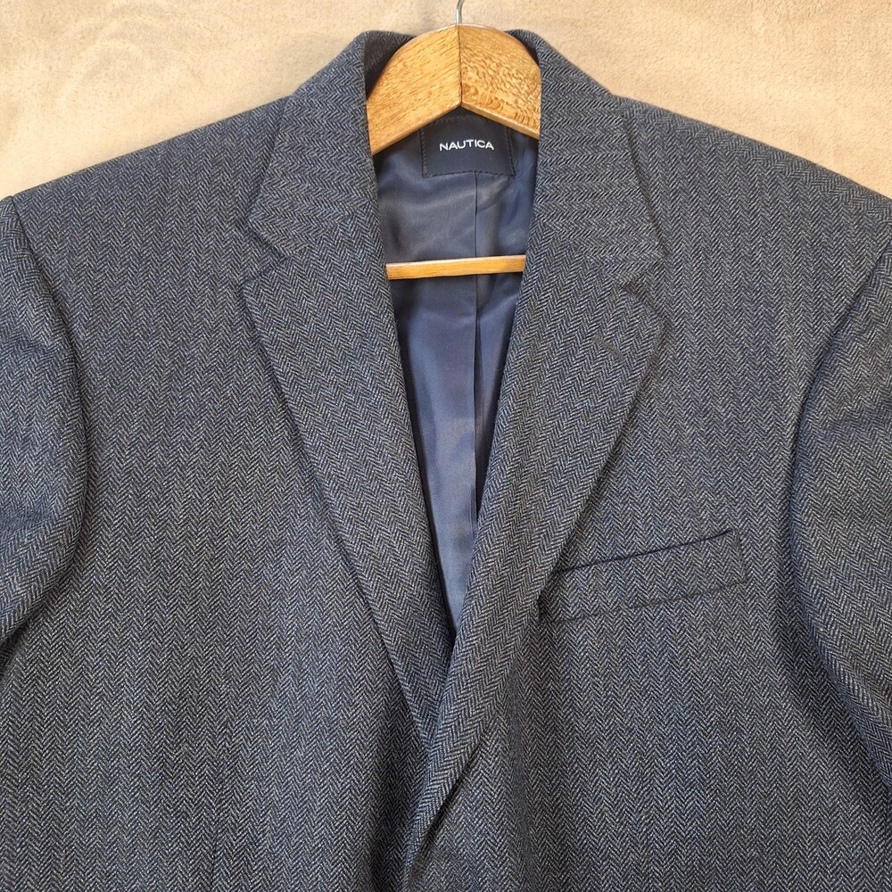 Nautica Sport Coat Mens 42R Gray Wool Herringbone Single Vent 2 Button Jacket